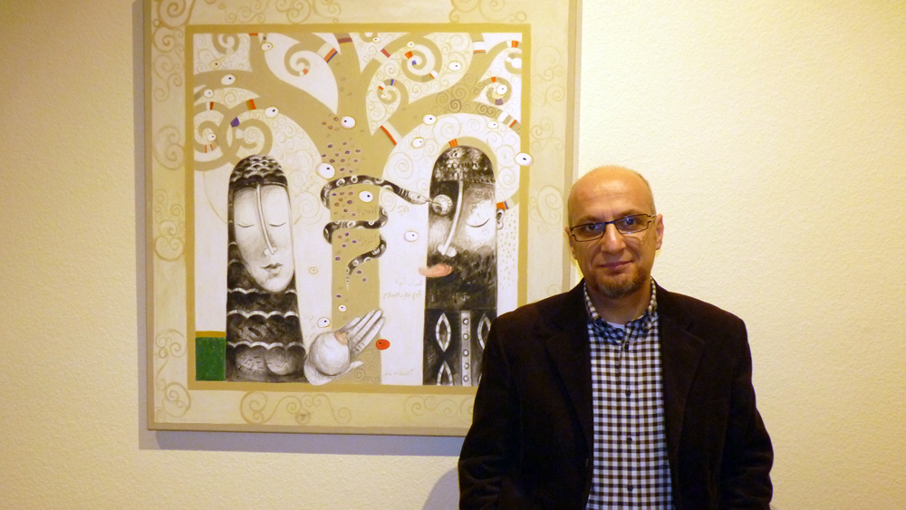 Der syrische Künstler Boutros Al-Maari vor einem seiner Bilder