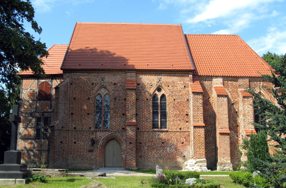 In der Dorfkirche Bibow bei Neukloster fand die Premiere statt