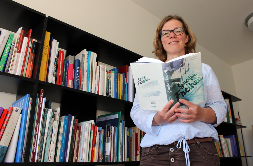 Susanne Niemeyer präsentiert den Roman "Große Freiheit"