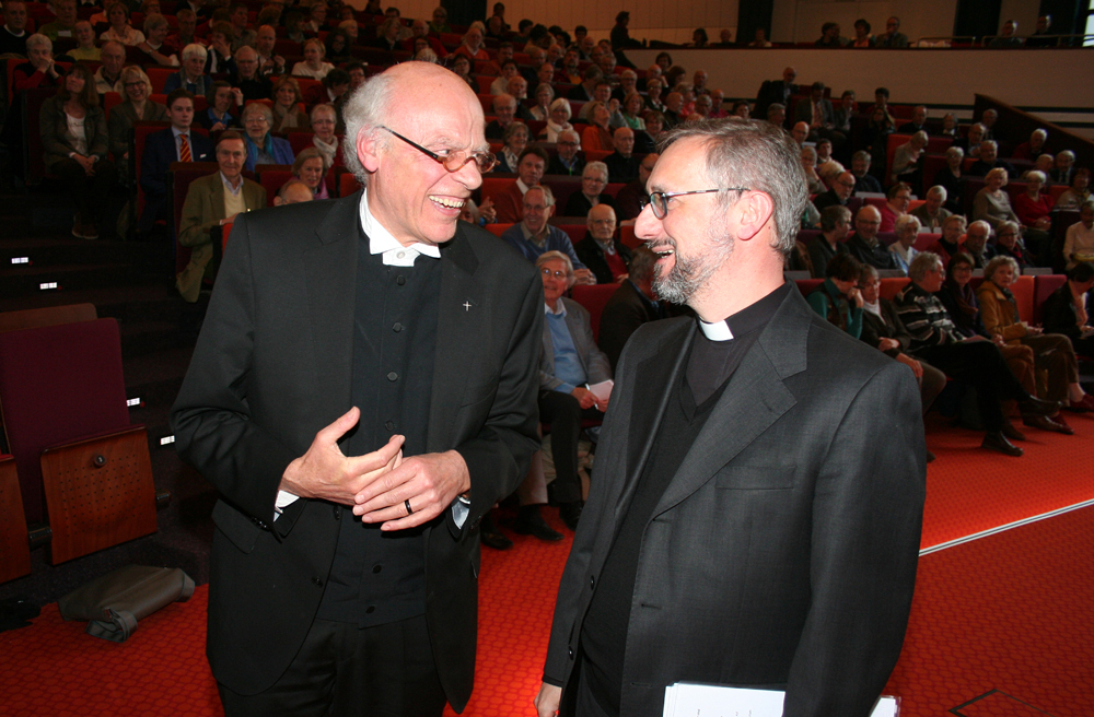 Ökumenische Diskussion: Nordkirchen-Landesbischof Ulrich (li.) und Erzbischof Heße