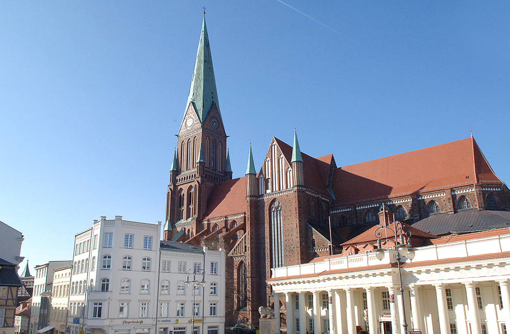 Der Schweriner Dom muss ohne Besucher auskommen