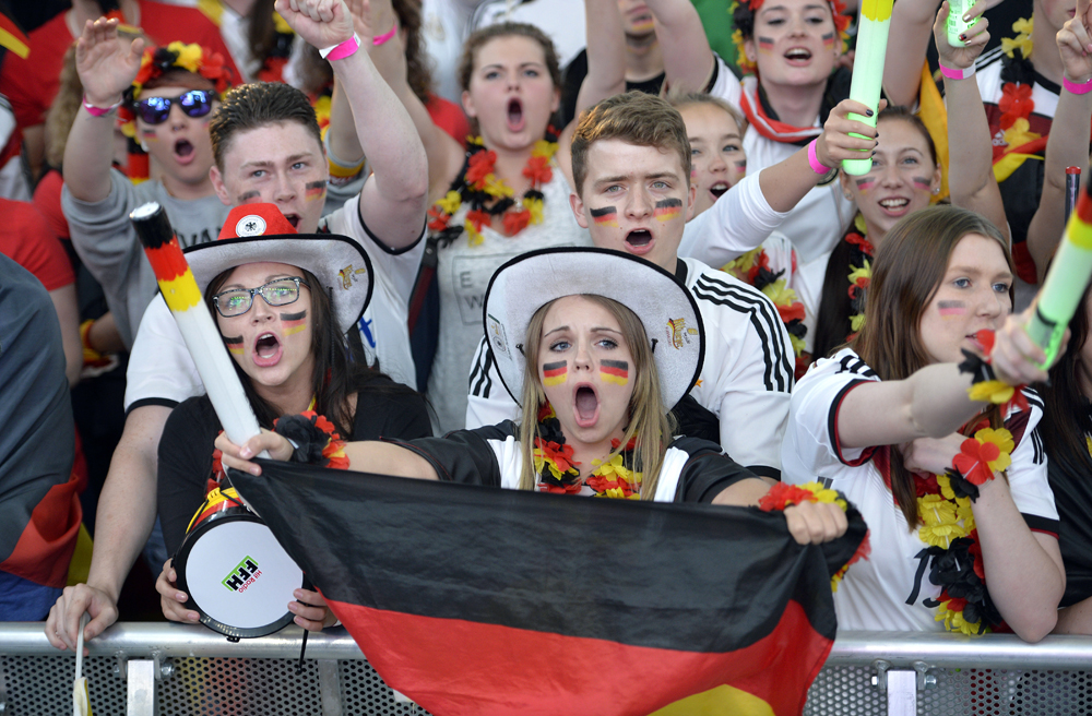 Kirche und Fußball – für beides sollte man Begeisterung mitbringen