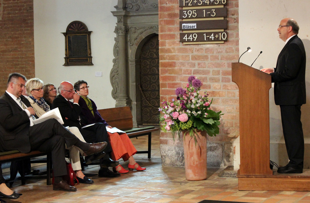 Bischof Magaard bei seiner Ansprache