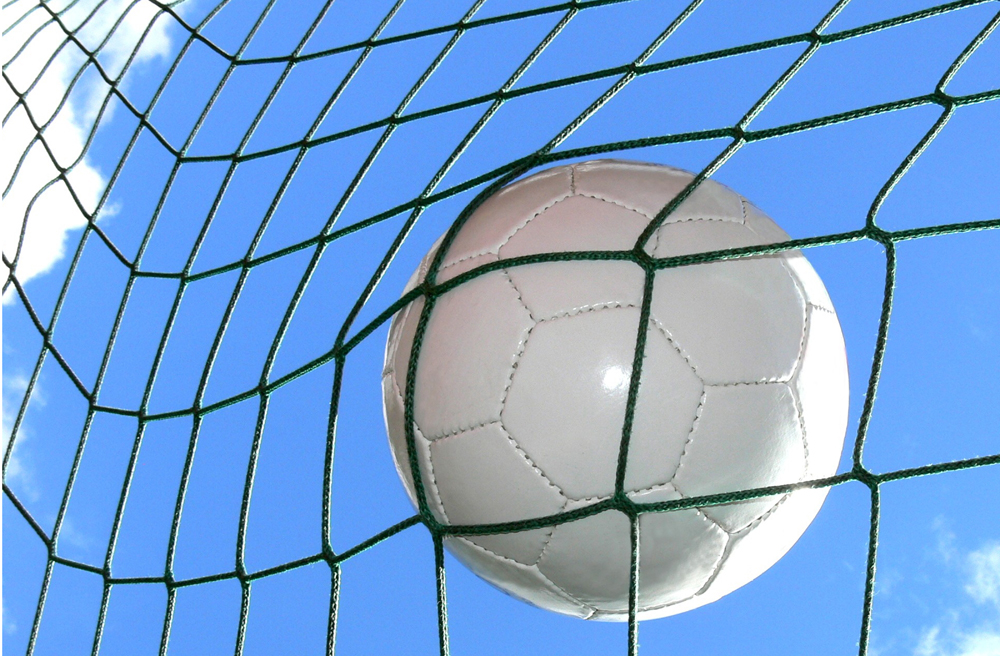 Bei welchem Team zappelt der Ball im Netz?