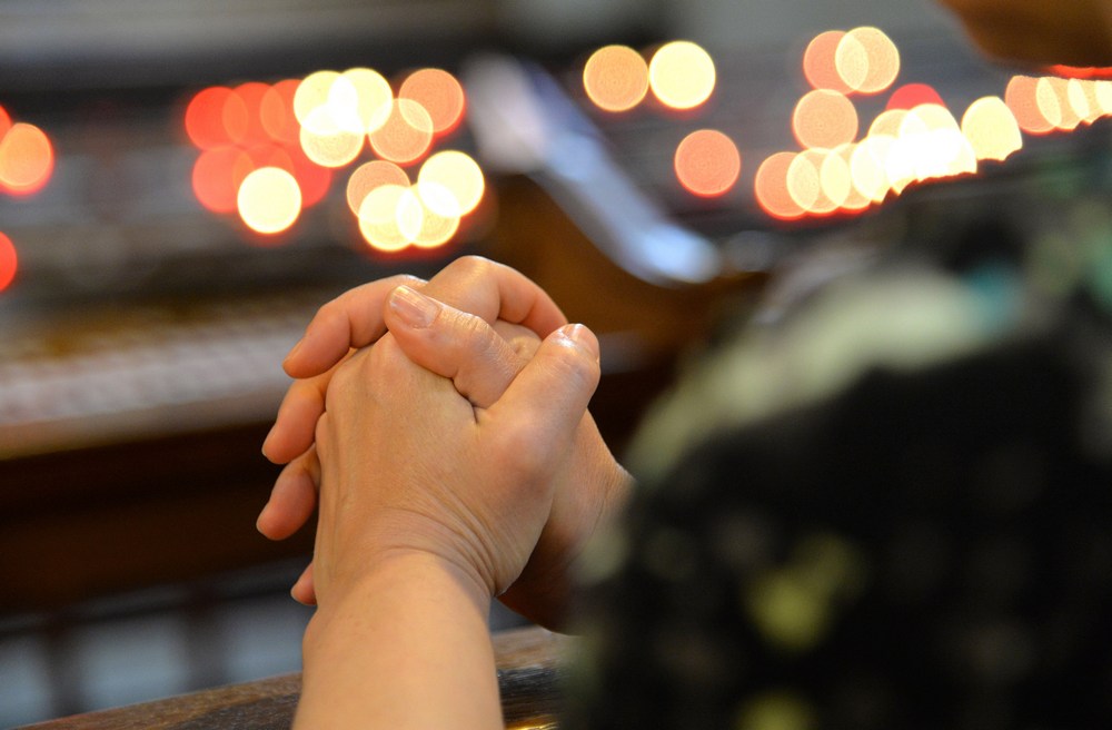 Image - Religionsvertreter beten für den Frieden