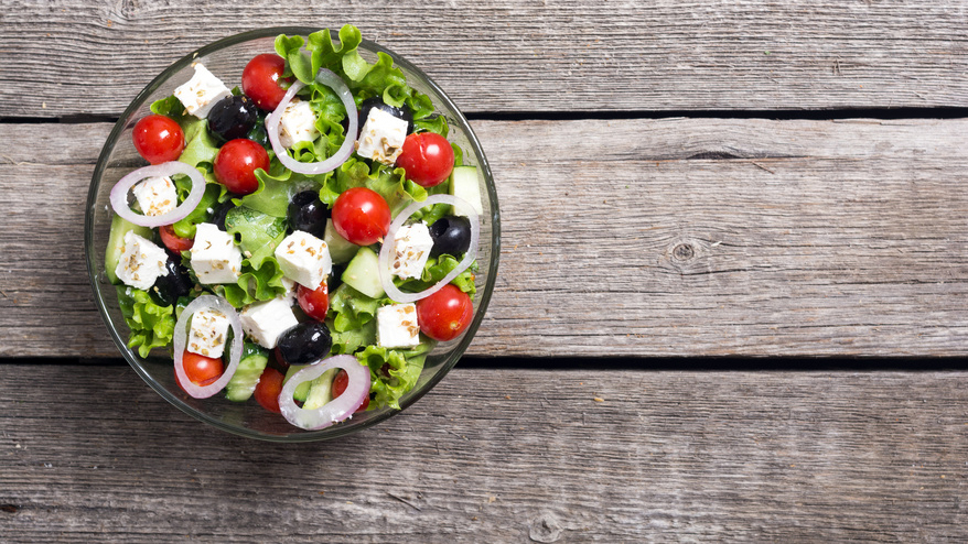 Bei einem Griechischen Salat wird in Stavenhagen über Gott diskutiert