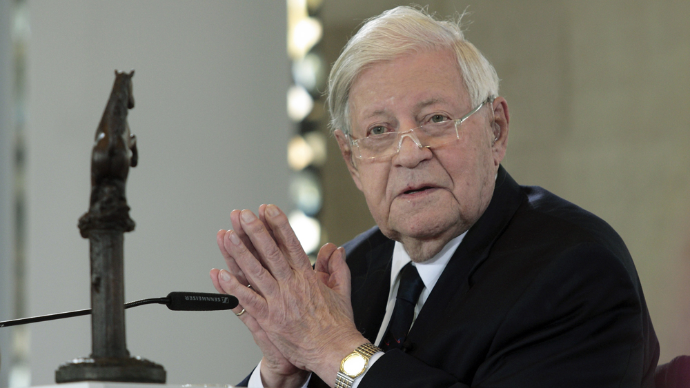 Helmut Schmidt 2012 bei einer Veranstaltung in Münster