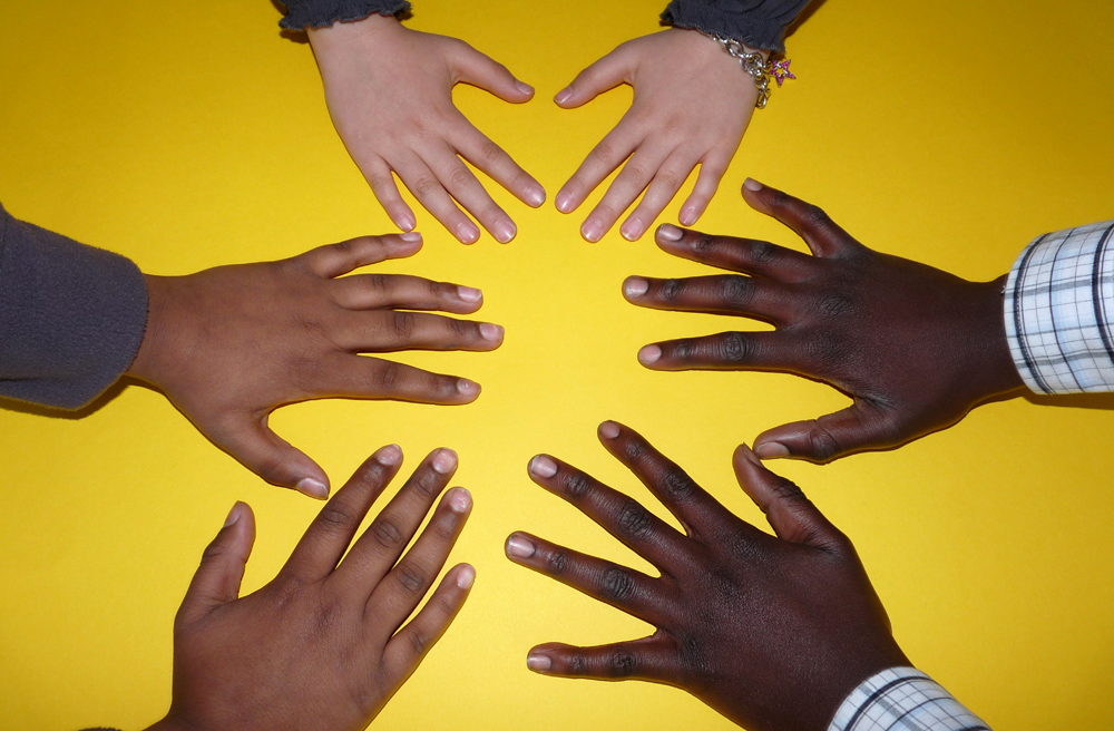 Hand drauf: Integration ist eine wichtige Aufgabe