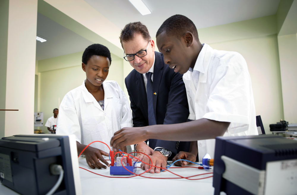 Integration von Flüchtlingen auf dem Arbeitsmarkt (Symbolbild)