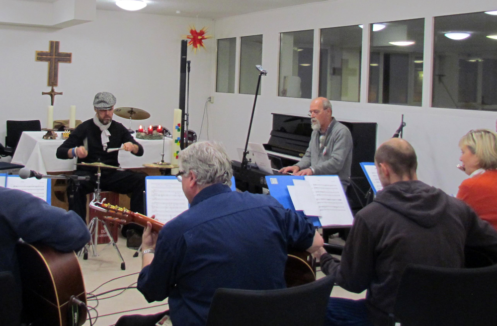 Image - Hinter Gittern wird es musikalisch