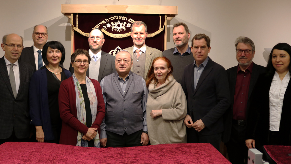 Die Beteiligten an den Findungsgesprächen für die neue Bleibe der Jüdischen Gemeinde Kiel
