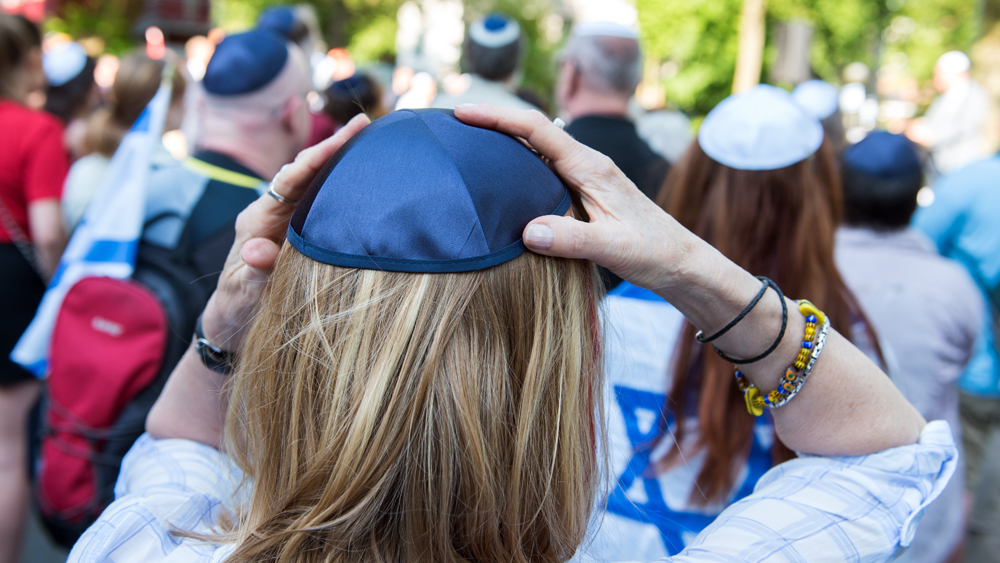 Image - Hansestadt macht beim Kippa-Tag mobil gegen Antisemitismus