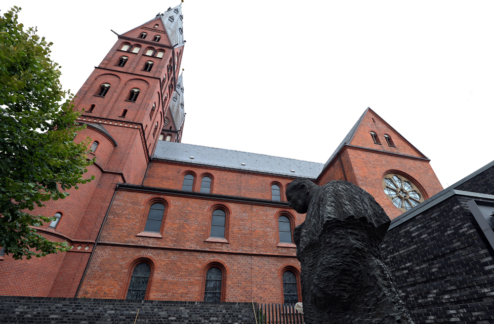 Im Mariendom wird die Reihe "Orgelkunst" eröffnet