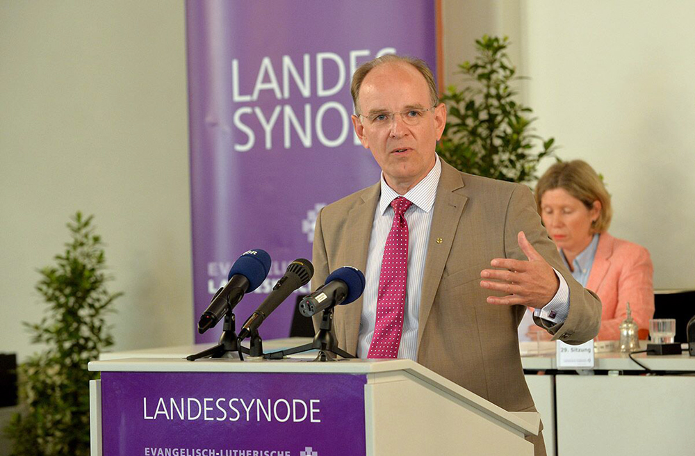 Landesbischof Meister sprach vor der Synode