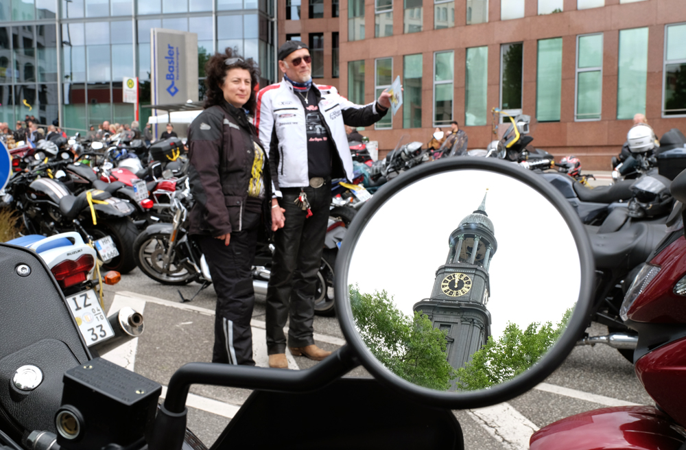 Für den Mogo kommen jedes Jahr Tausende Biker zum Michel