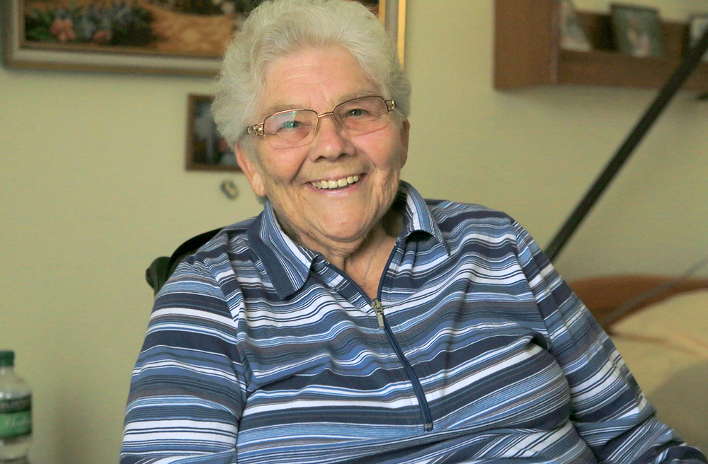 Image - Pastorin porträtiert Senioren, die Mut beweisen