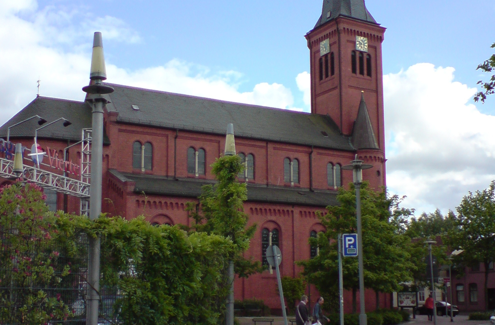 Die St.Maria-St.Vicelin-Kirche in Neumünster veranstaltet eine musikalische Kirchenführung.