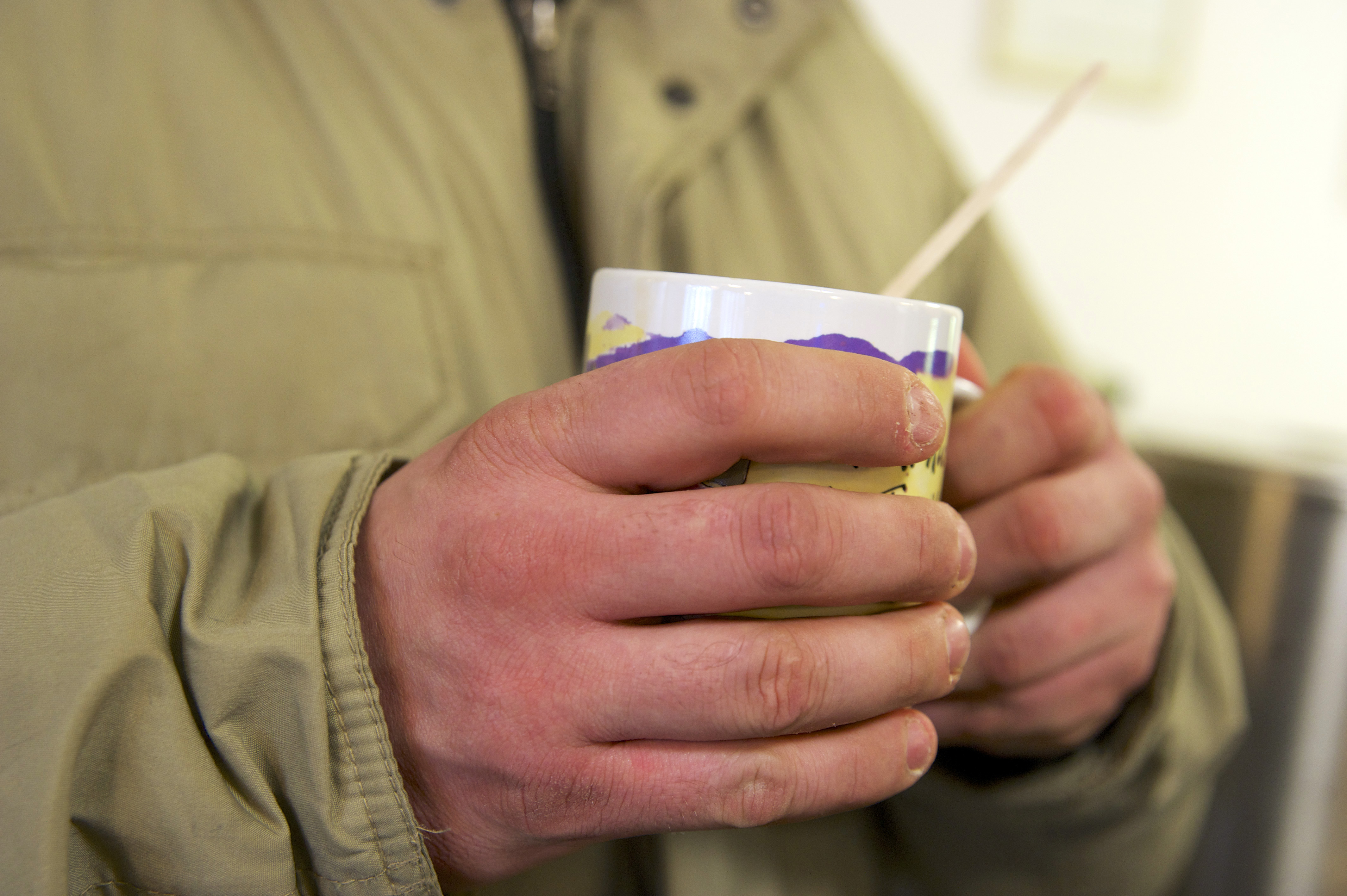 Ein warmer Becher hilft Wohnungslosen