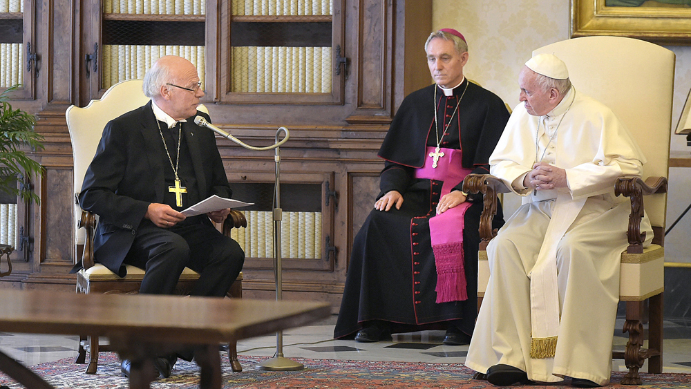Nordkirchen-Landesbischof Gerhard Ulrich mit Papst Franziskus