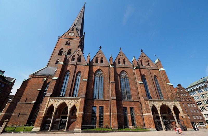 Die Hamburger Hauptkirche St. Petri (Archivbild)