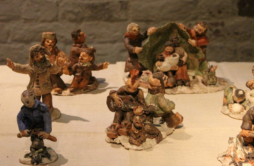 Diese "Punk-Krippe" wird am Sonntag im Gottesdienst vorgestellt