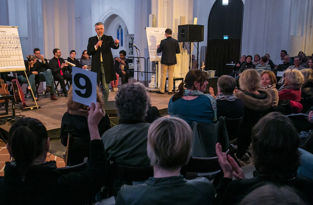 Beim Poetry Slam in Lübeck entscheidet das Publikum