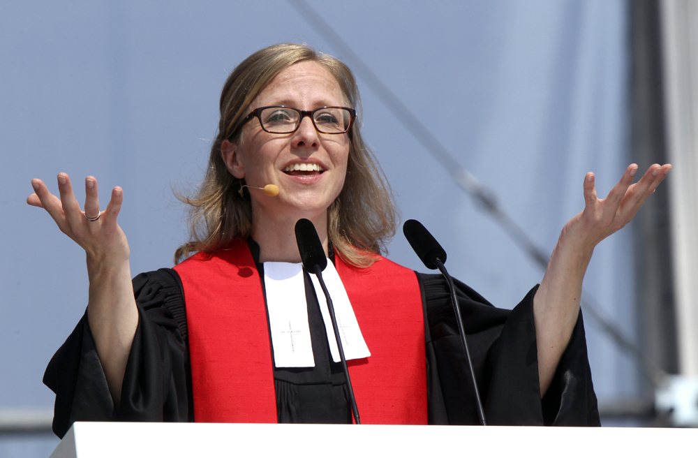 Pastorinnen in Lettland sollen nicht mehr ordiniert werden, im Bild die Hildesheimer Pastorin Nora Steen