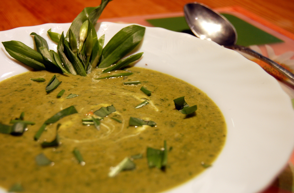 Rezepte für Suppen stehen im neuen Kochheft