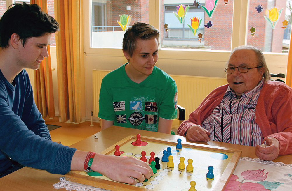 Image - Wenn Jugendliche ins Altenheim gehen