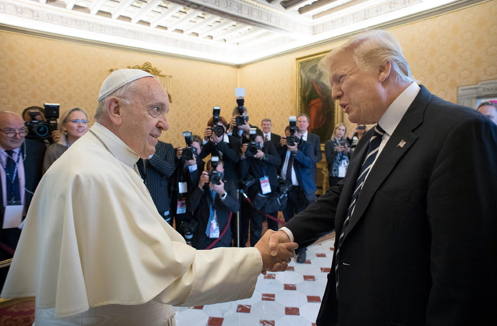 Im Mai 2017 empfängt Papst Franziskus Präsident Trump zu einer Audienz Foto: Osservatore Romano