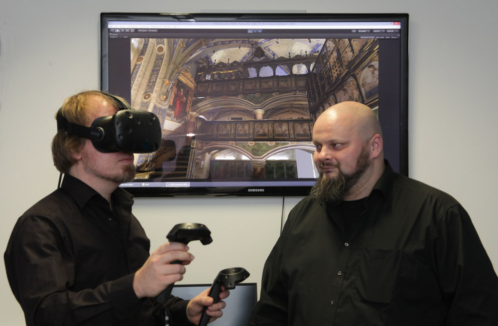 Image - Per Computer-Animation durch den Celler Kirchenraum