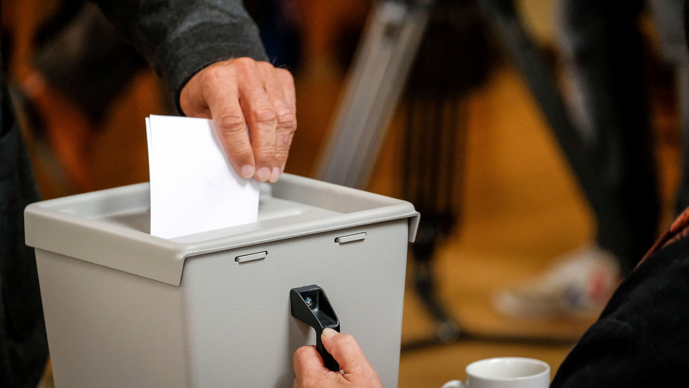 Die Synodalen gaben an der Wahlurne ihre Stimme ab