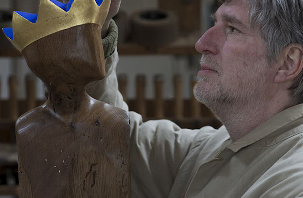 Vom 23.4. bis zum 24.6.2017 sind die Holzskulpturen von Künstler Walter Green im Schleswiger St.-Petri-Dom zu sehen.