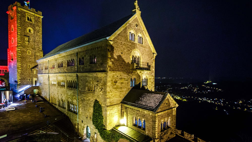 Image - Künstlerin will mehr Licht für den Gottesdienst