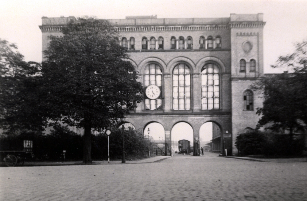 Historisches Foto des Hannoverschen Bahnhofs