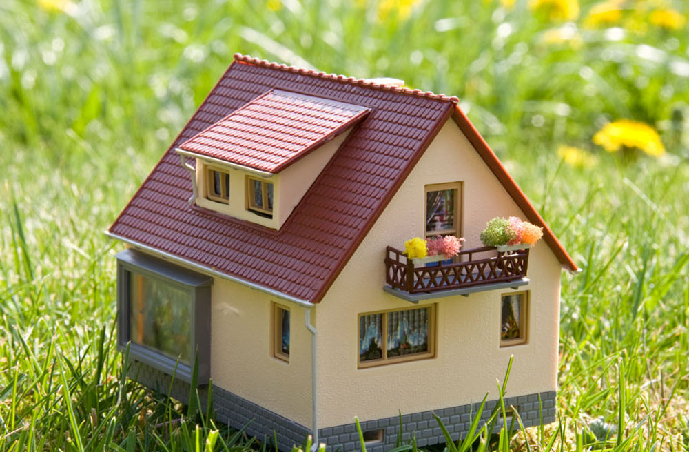 Wer ein ungenutztes Zimmer anbieten möchte, kann sich unter zimmerfrei@lawaetz-ggmbh.de melden