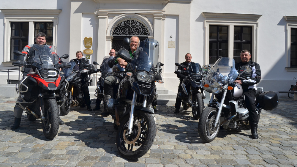 Image - “Motorrad-Apostel” gehen auf Deutschland-Tour