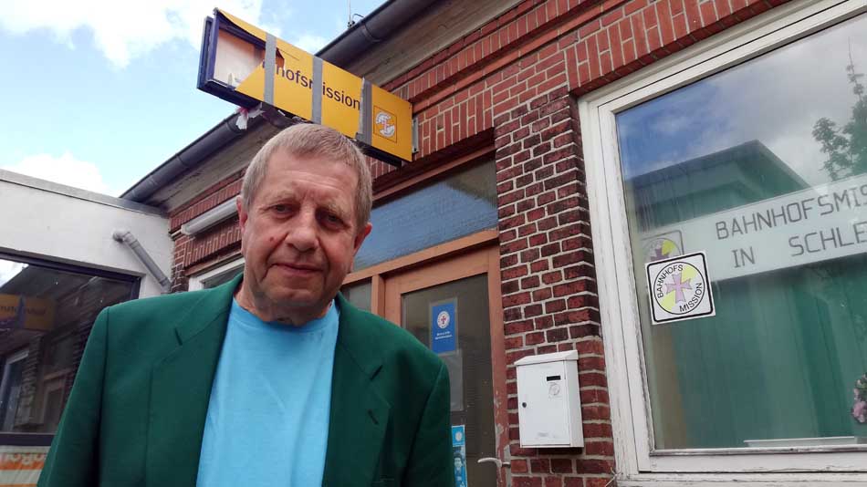 Der frühere Leiter der Schleswiger Bahnhofsmission, Georg Niedziella