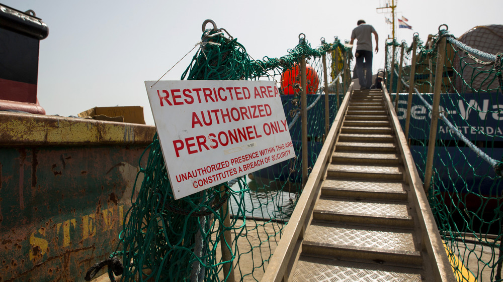 Blick auf die Gangway der Sea Watch 3