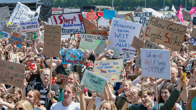 Schüler, die freitags für mehr Klimaschutz auf die Straße gehen. Sie werden nun auch von „Christians4Future“ unterstützt.