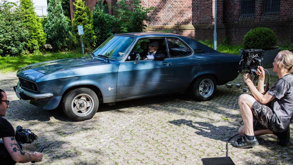 Auch dieses Auto spielt im Video der Band eine Rolle