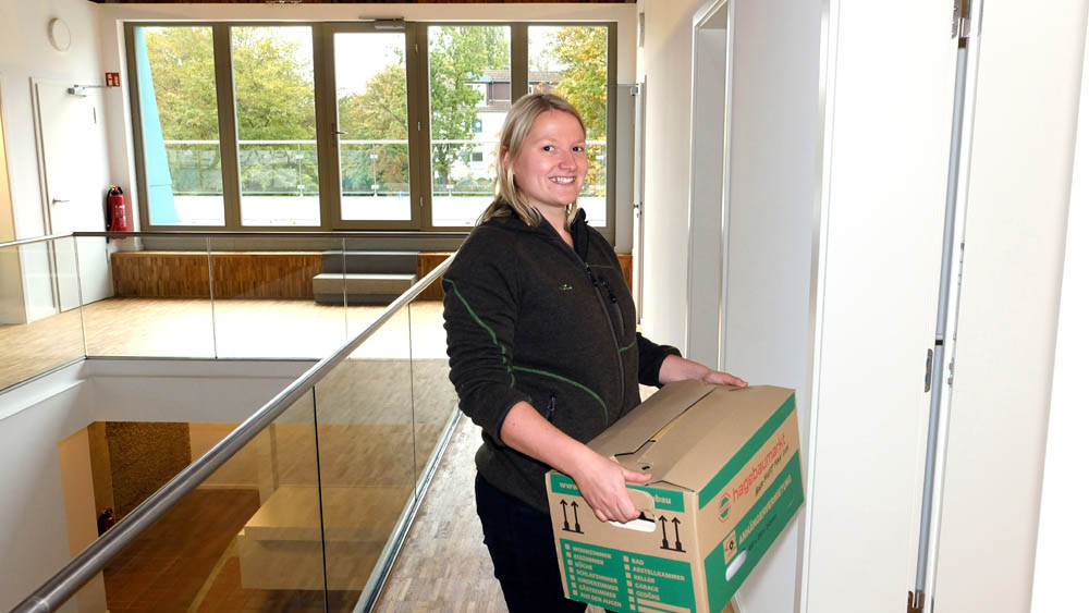 Studentin Alina Kerber beim Einzug