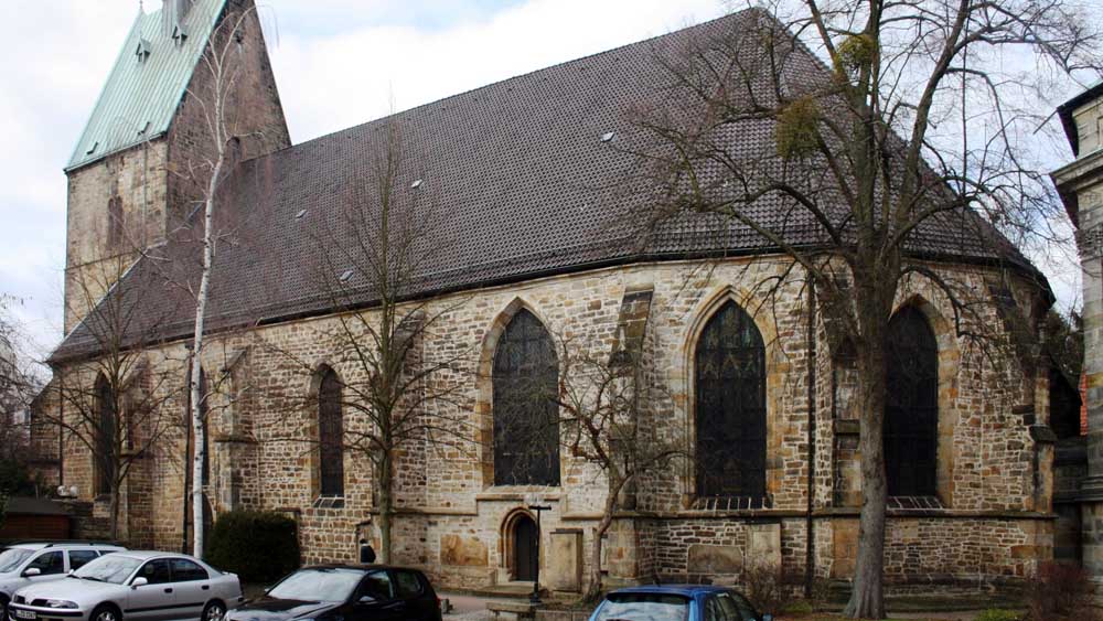 In der St. Martini-Kirche von Stadthagen wird der Eröffnungsgottesdienst gefeiert
