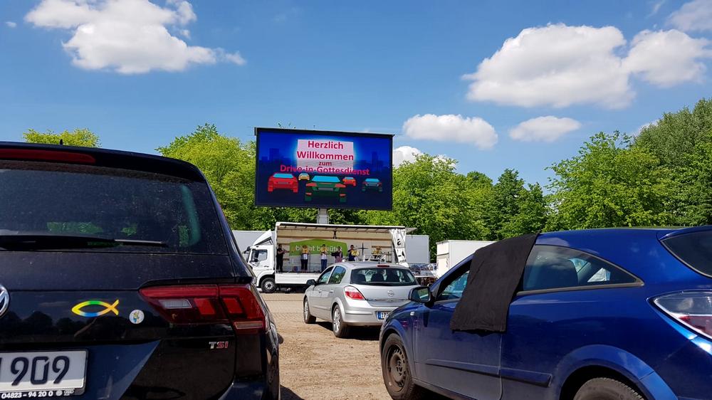 Auch beim Einparken wird der Sicherheitsabstand eingehalten