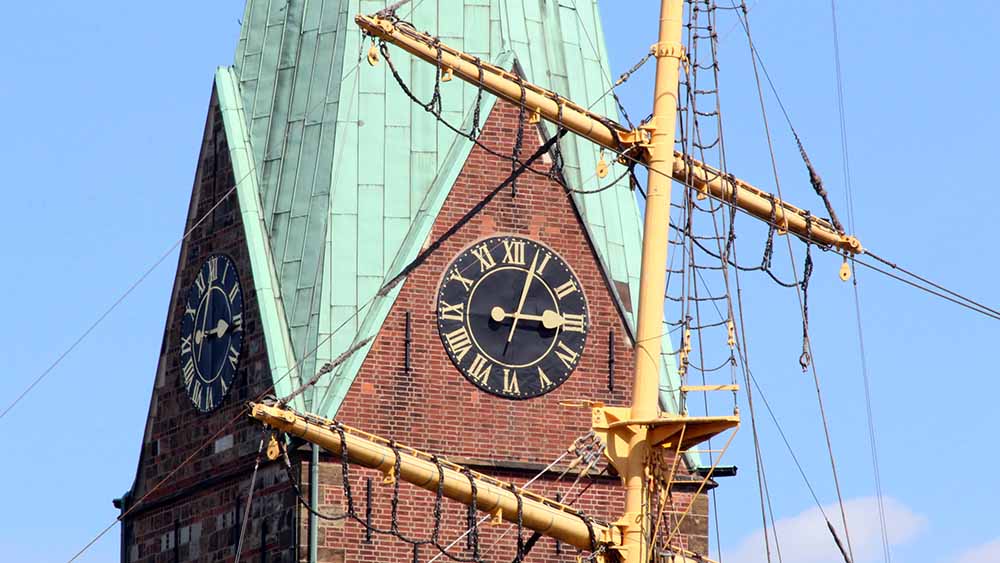 In der evangelischen St. Martini-Kirche in Bremen predigt Olaf Latzel