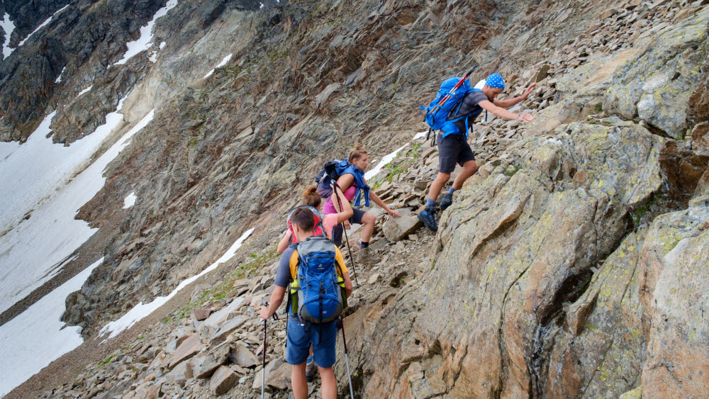 Junge Wanderer auf der Verwallrunde in Österreich 