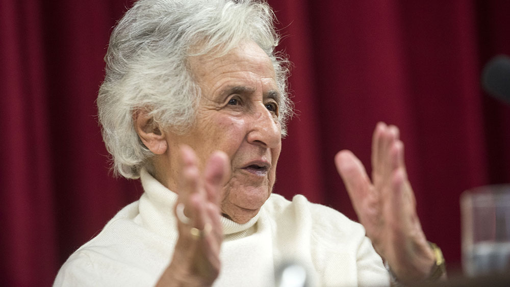 Anita Lasker-Wallfisch bei einer Lesung in Osnabrück im Mai 2019