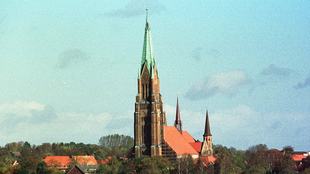 Der Schleswiger Dom St. Petri an der Schlei.