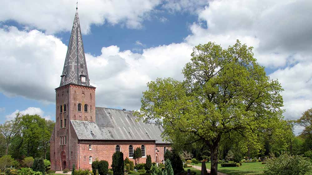Die evangelische Kirche St. Olaf in Breklum