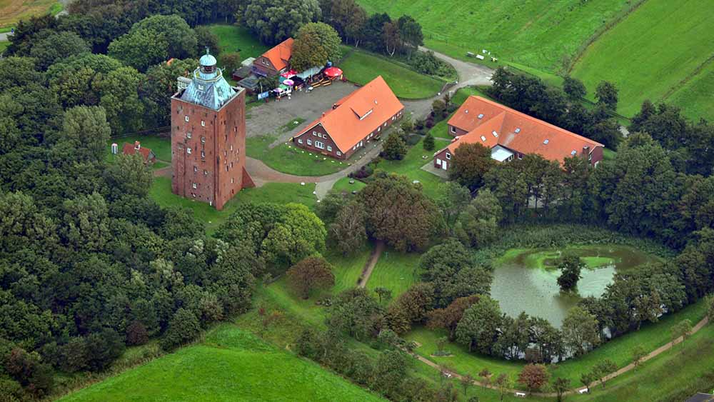 Blick auf den Leuchtturm von Neuwerk